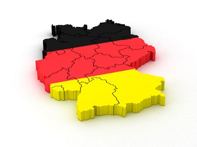 Studenti al doposcuola con tutor